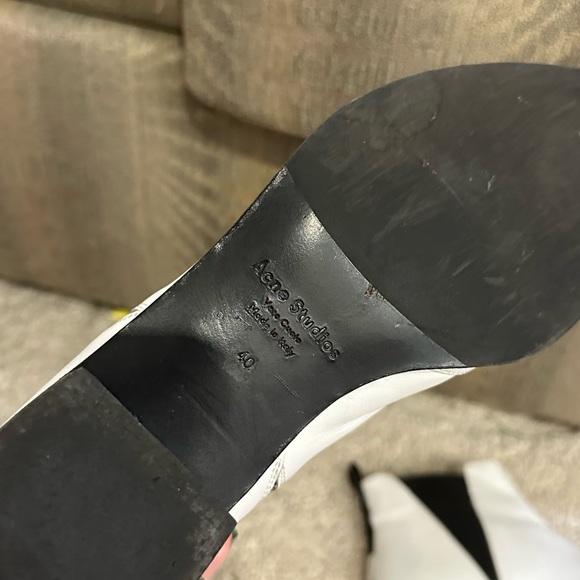 Acne Studios Pointed White Short Jensen Boots - Picture 6 of 8